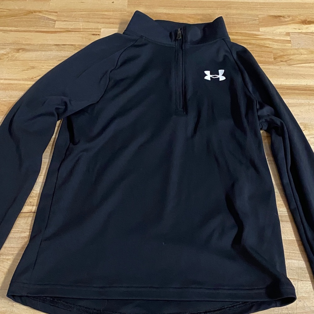 Kids Under Armour Black Half-Zip Performance Top size youth small